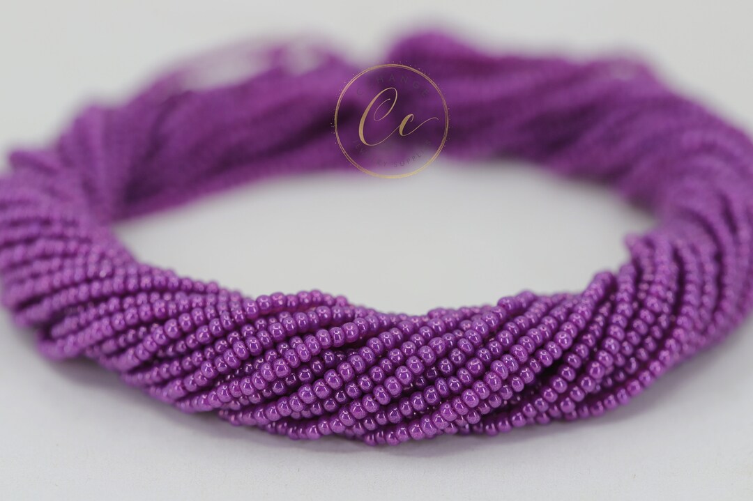 Dark Purple Seed Beads, 11/0 2.2mm Czech Seed Beads 1 Full Hank / GSB11