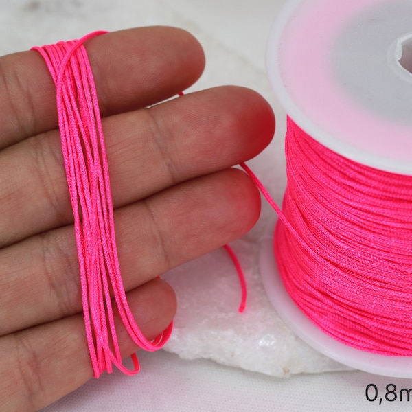 Cordon en macramé à faire soi-même en nylon tressé rose fluo 0,8 mm - 1 rouleau 100 mètres / KMC-826