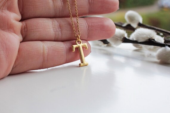 Gold Plated Initial T Pendant, 16mm Metal Letter Charm, Alphabet Pendants  pcs GPL-2T