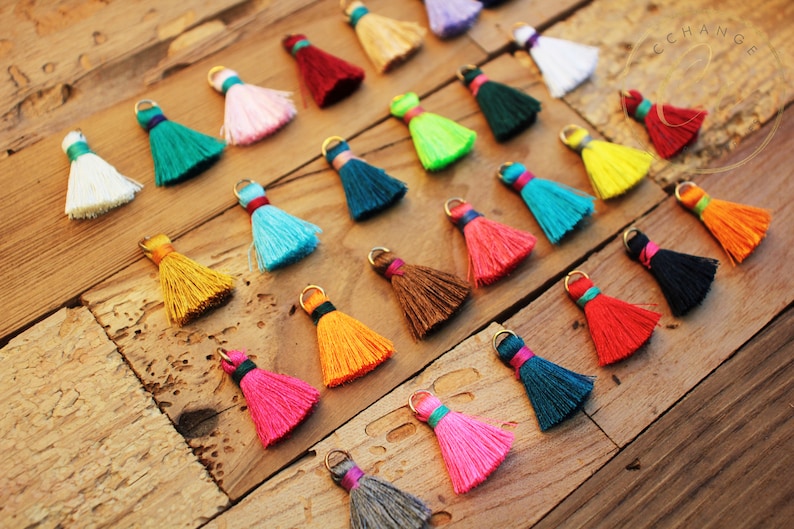 Decorative Tassel 10 pcs T25CJ-05 Red Mini Tassels 2.5cm Boho Style Earring Tassels