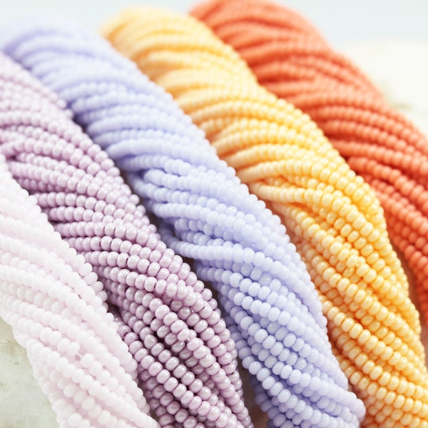 Assorted Pastel Colours Seed Bead Set, 11/0 (2.2mm) Czech Seed Beads 5 Full Hanks / GSB11-106