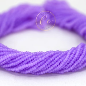 Perline di semi trasparenti color lavanda pastello, 11/0 (2,2 mm) Perline di semi ceche 1 matassa intera / GSB11-M131
