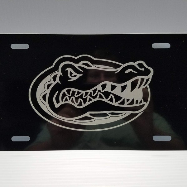 Laser engraved custom vanity plate car tag, Gator Head