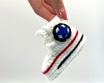 Handmade Baby Sneaker Crocheted Baby Shoes Cnvrse Chucks 0-6 months
