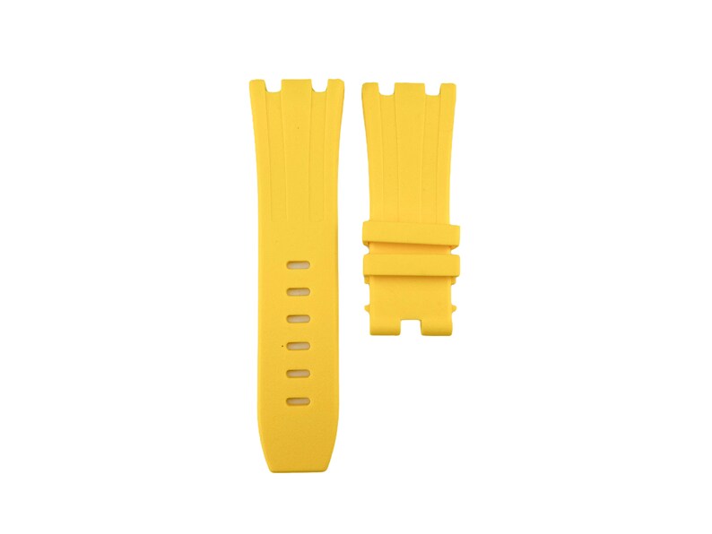 May include: A yellow rubber watch strap with a buckle. The strap has a textured surface and is designed for a watch with a lug width of 22mm.