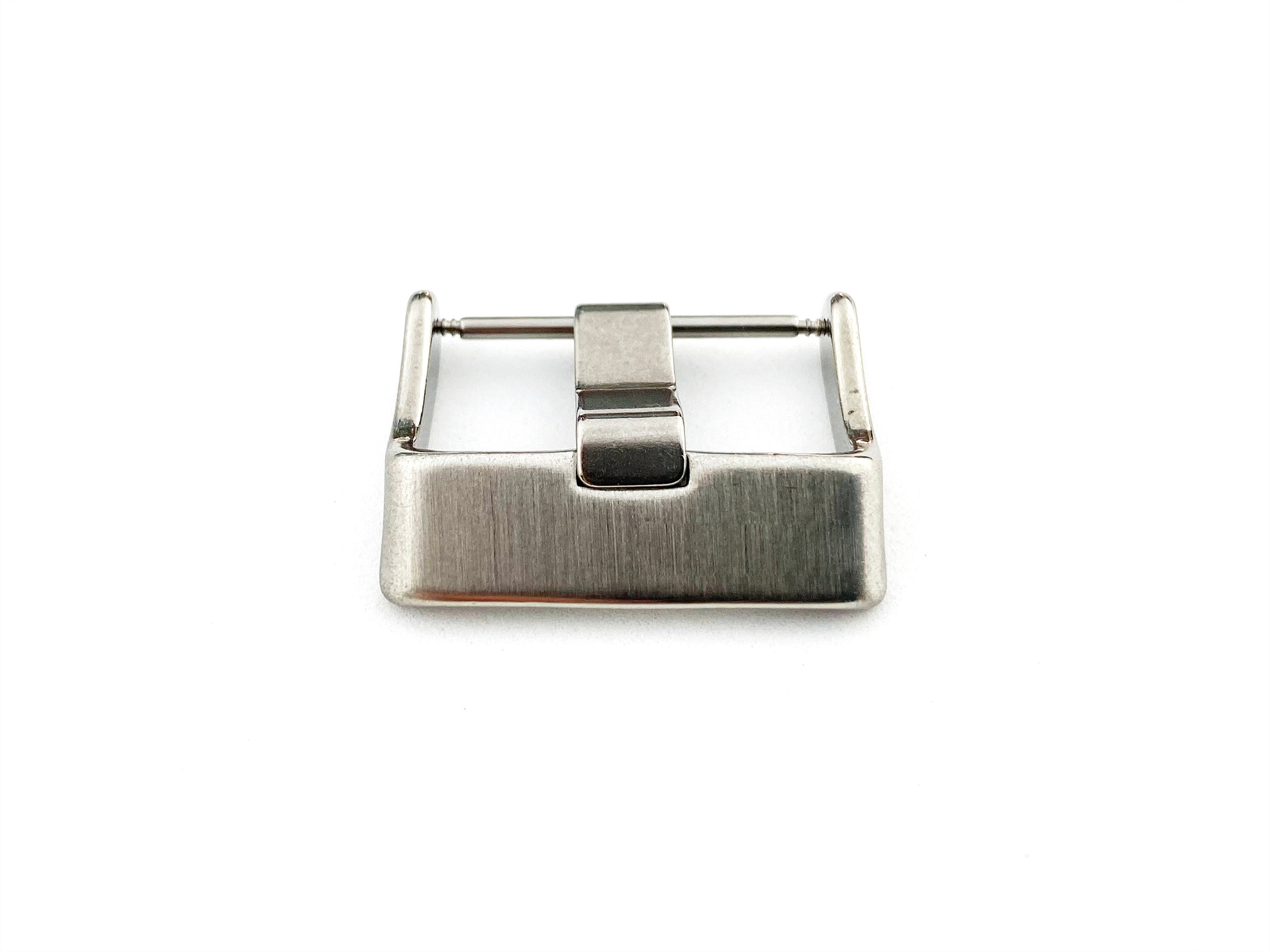 pin buckle clasp