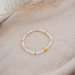 Zoetwaterarmband aanpasbaar met letter, naam