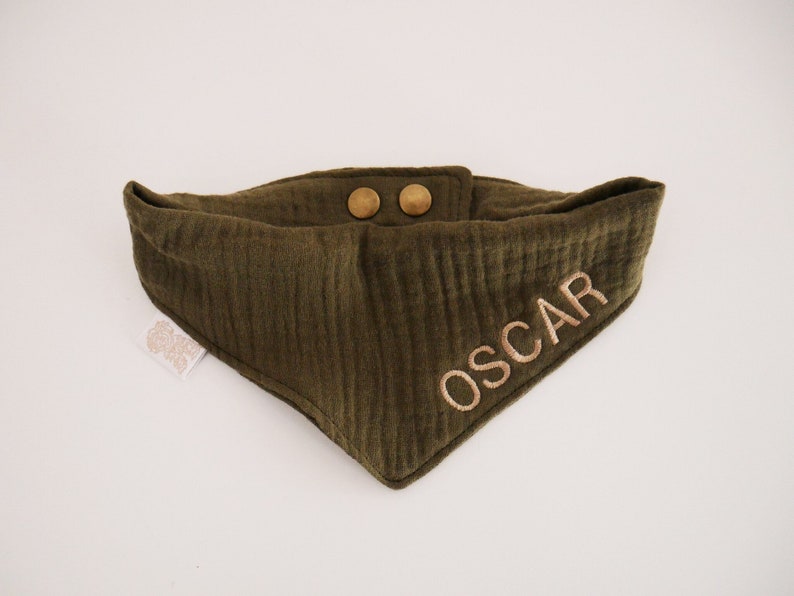 Personalizable dog scarf with name khaki green, muslin image 3