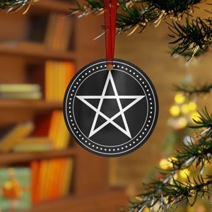 Pentagram Ornament for Christmas Yule Winter Solstice, altar decoration, Dark Cottagecore wall decor,witchy Pagan Wiccan goth spiritual gift