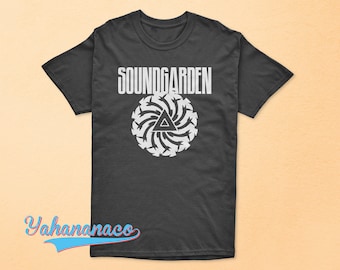 VINTAGE Soundgarden Superunknown XL Concert Tour Tshirt 1994 VINTAGE Soundgarden Superunknown XL Concert Tour Tshirt 1994