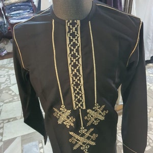 2pcs African men clothing, Dashiki Suit prom dress, Men&#39;s Outfit, Wedding Suit, Gift for him, Custom or Personalized, top and bottom