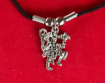 Ciondolo del Signore Hanuman, medaglione placcato in argento del dio indù Hanuman, ciondolo della divinità indù del dio scimmia indiano, amuleto di protezione indiano Kavach, fatto a mano