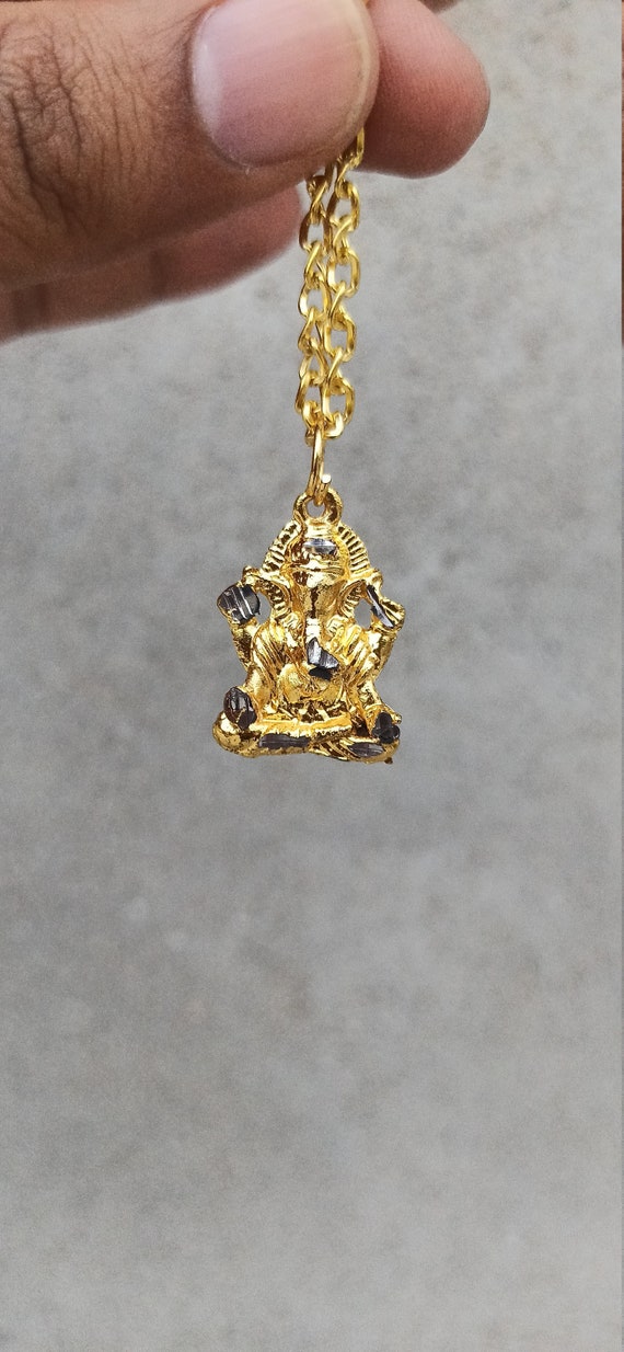 Lord Ganesha Necklace Pendant With Chain Detailed Ganesha