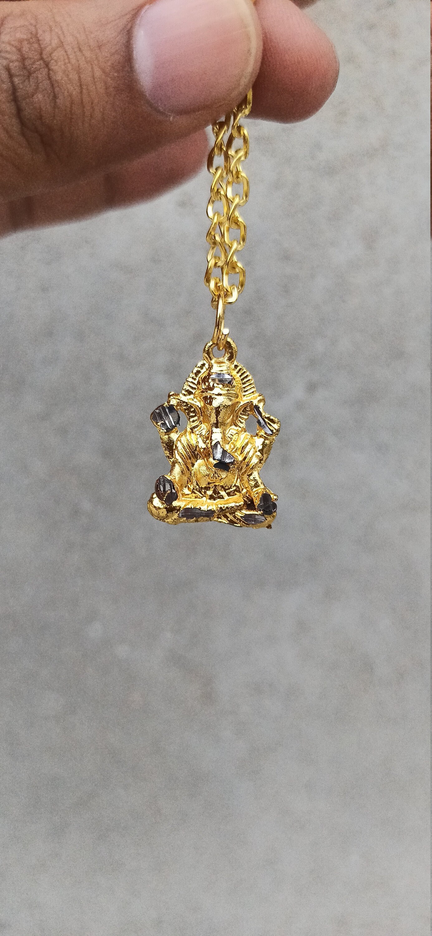 Lord Ganesha Necklace, Pendant With Chain, Detailed Ganesha Pendant With Chain, Ganesh Pendant In Brass, Hindi God Ganesha Necklace