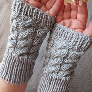 KNITTING PATTERN MITTENS*Gloves Womens Pattern*Pdf Digital Pattern*Knit Mittens*Knit Handwarmer*Fingerless Mittens