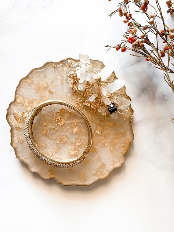 White Clear Quartz Crystal Ring Dish