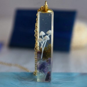 Mushroom Necklace | Handmade Mushroom Jewelry | Crystal point necklace | Terrarium Moss Necklace | Terrarium Jewelry | Valentines Day Gift
