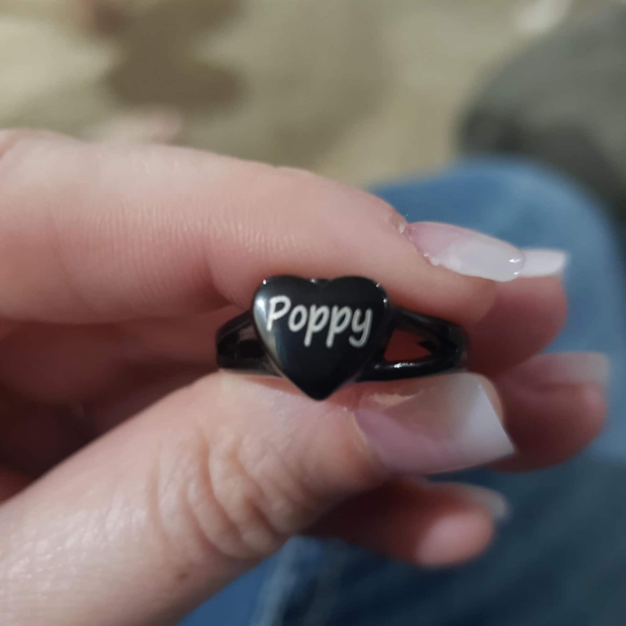 Anello per cremazione a forma di cuore: gioiello commemorativo con ceneri di animali domestici, pietra portafortuna - Italia