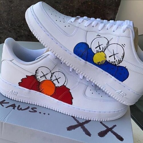 Custom Air Force 1 kaws // Designer 