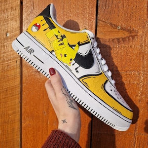 Dibujos animados de Pikachu personalizados de Air Force 1