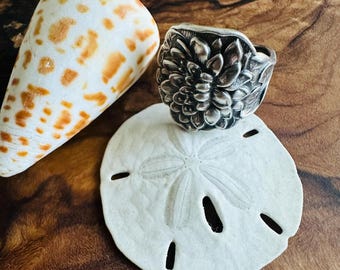 Vintage Handmade Spoon Ring Circa 1900's Lotus Flower Pattern Sterling Silver Size 7 1/2