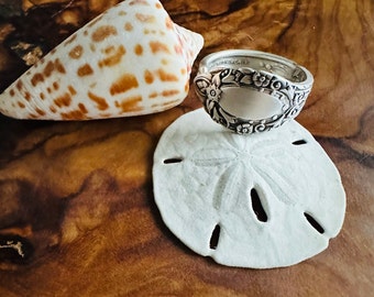 Vintage Retro Handmade Spoon Ring Ornate Pattern Circa 1800's Silver Plate Size 9 1/2
