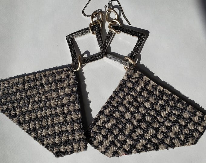 Two-tone Gray | Textured Fabric | Polygon-shaped | Silver Chain Link | Versatile | Handmade Earrings