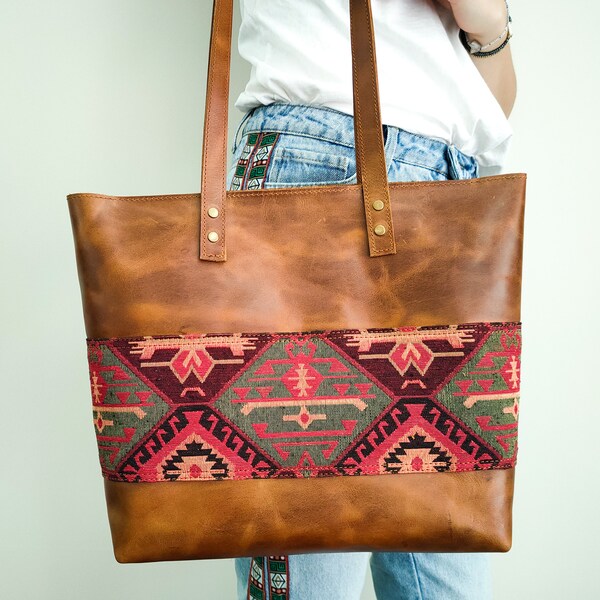 Bohemian Print Pattern Leather Tote Bag main image 1