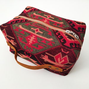 Trousse à maquillage / trousse Boho Dopp personnalisée | Trousse de toilette | Kit de rasage kilim en cuir | Étui de voyage unisexe |   Cadeau de Noël