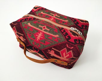 Personalized Bohemian Dopp Kit / Makeup Bag | Toiletry bag | Leather kilim Shaving Kit | Unisex Travel Case |   Christmas gift