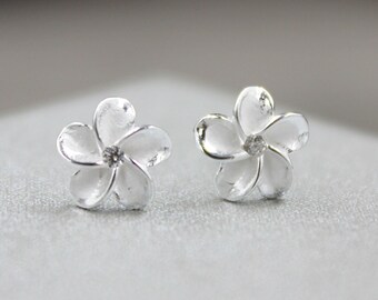 faceted silver studs tiny silver studs modern silver ball studs sparkly stud earrings silver dot studs simple everyday studs GLIMMER STUDS