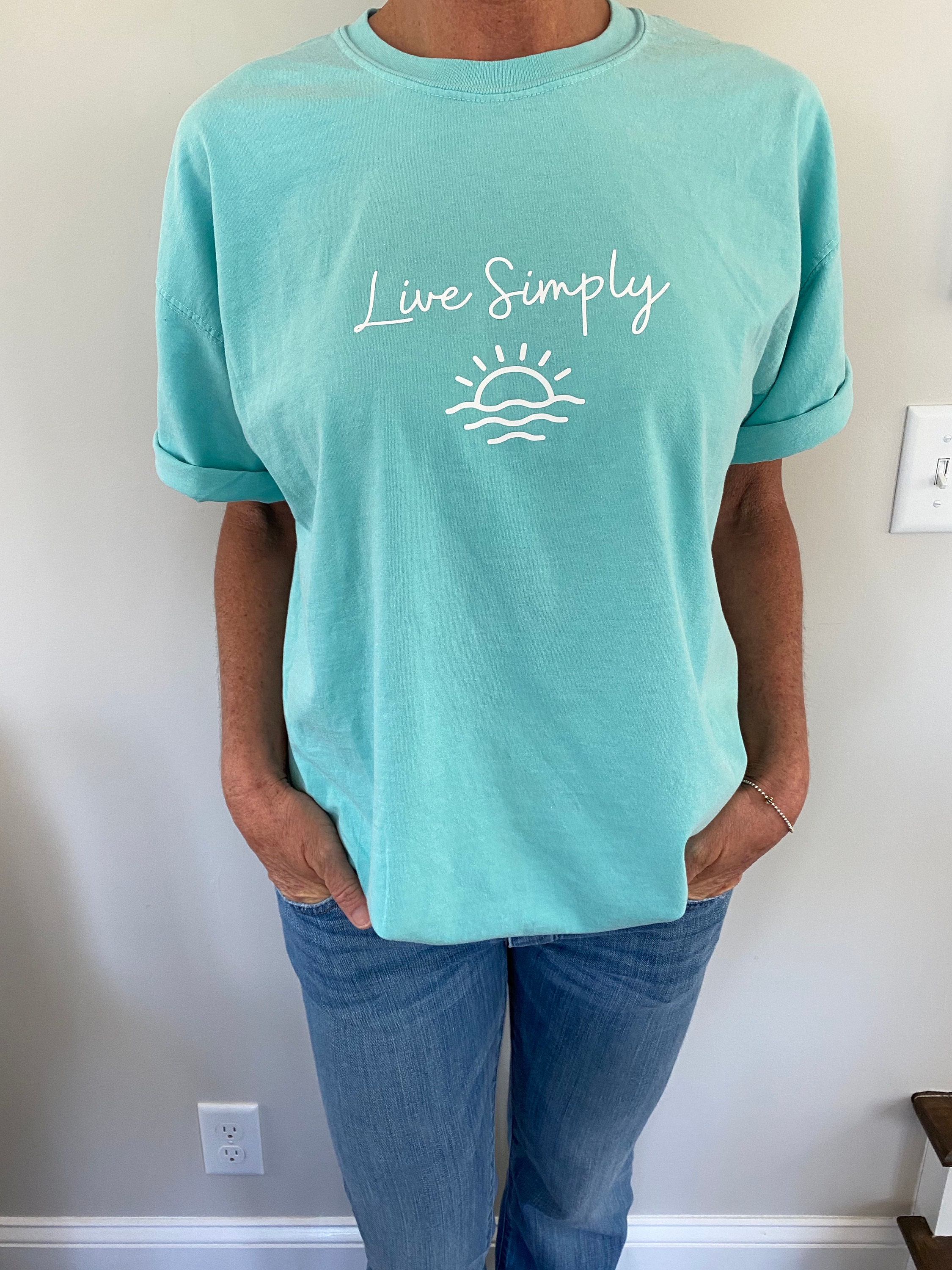 Comfort Color Graphic Tees
 fort colors Live Simply graphic t shirt graphic t shirt Etsy Nederland