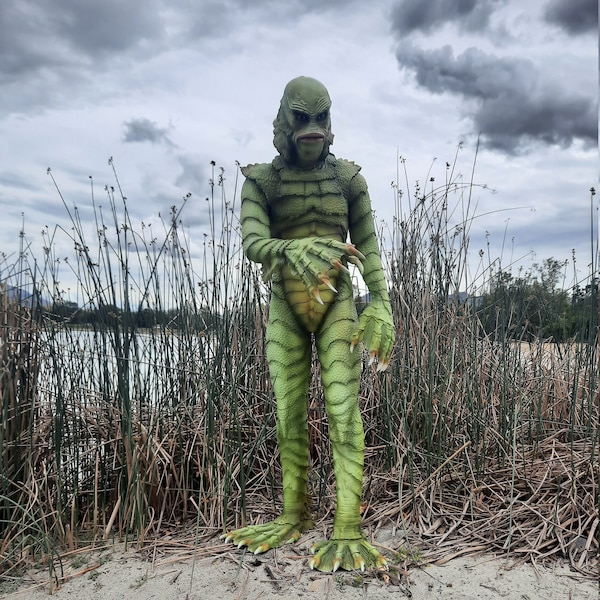 Creature from the Black Lagoon 1:1 Scale Lifesize Statue
