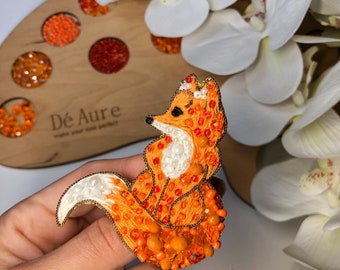 Fox brooch embroidery pin animal cute jewelry accessories orange color Rhinestone fox pin special gift the little prince fox symbol