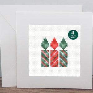 4 kleine kruissteekpatronen van een set kerstkaarsen