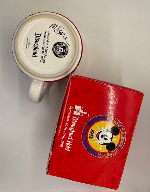 Rare**** Signed Official Disneyana Convention Mug 1993