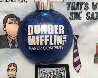 Décoration de Noël scintillante Dunder Mifflin inspirée du bureau, décoration de bureau, Michael Scott, Dwight Schrute, Scranton, bas de Noël