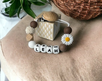 Adorable Personalized Pacifier Clip for Girls - Perfect Baby Shower Gift for New Parents, Neutral Colors, Flower Pacifier Clip