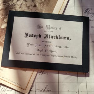 À la mémoire de Joseph Blackburn - Carte commémorative victorienne - 1882