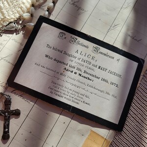 Carte commémorative victorienne d'Alice Jackson - Little Clegg - 6 mois, 1872