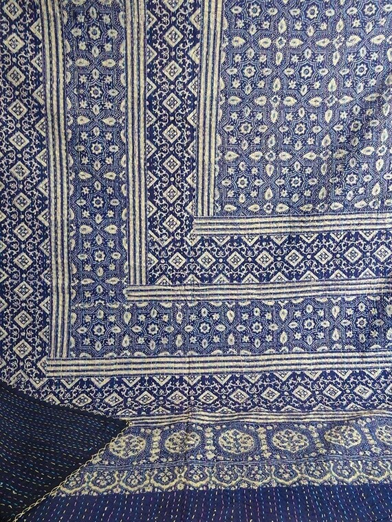 King Size Hand Stitch Kantha Ajrakh Bed-Cover Blue Kantha Quilt Indian Bohemian Kantha Ajrakh Quilt