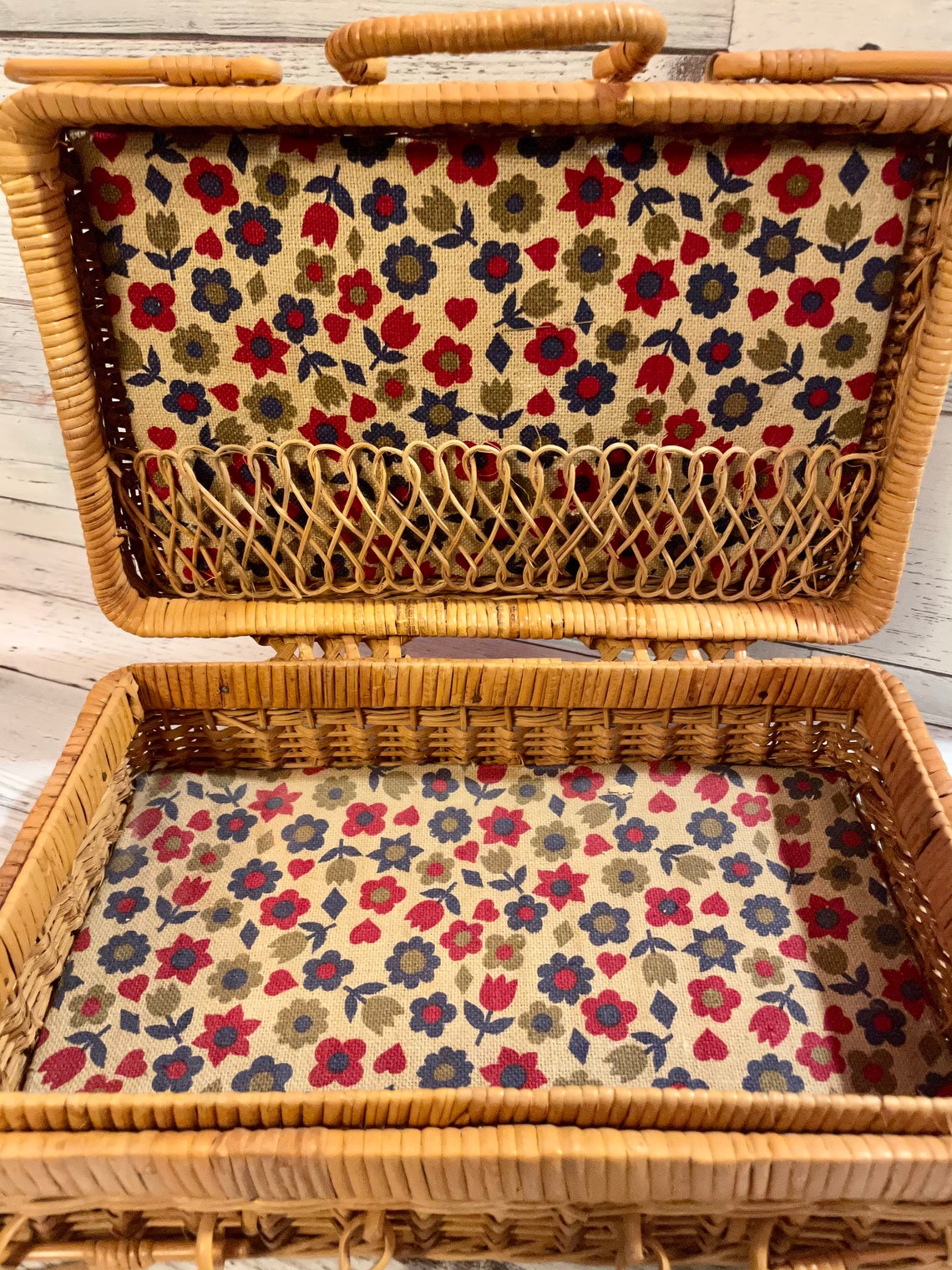 Vintage sewing basket Etsy