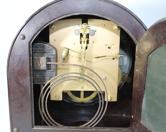 Vintage Smiths Enfield Bakelite Mantel Clock,