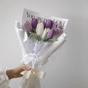 Handmade crochet flowers bouquet gift for friend wedding Anniversary valentine’s day and mother&#39;s day knitted Tulips Home Decor Ornament