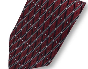 Stafford Dark Red All Silk Handmade Diamond Patterned Necktie 4 x 56