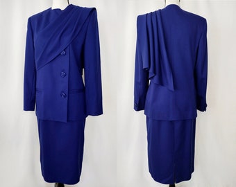 1990s Vintage Harve Benard Regal Blue Wool Jacket and Skirt Suit Set Size 2 / 4