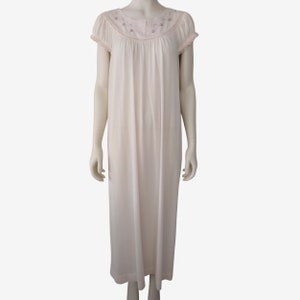 Vintage 1980s JcPenny Light Pink Nylon Floral Embroidered Nightgown