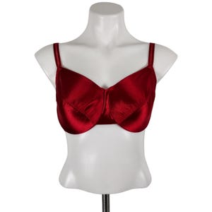 Vintage 1990s Silky Red Satin Nylon Full Coverage Unlined Underwire Bra 38D
