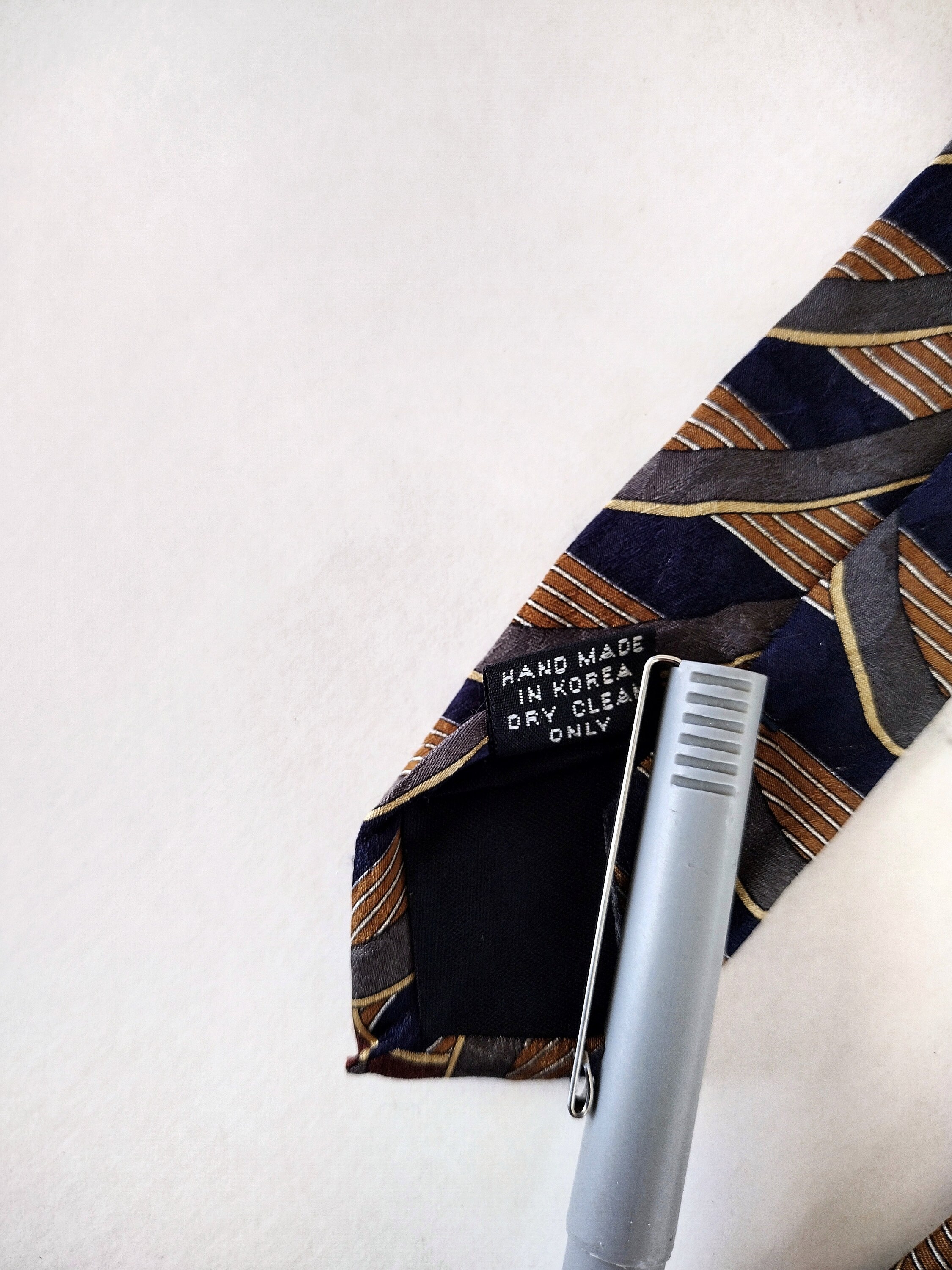 Louis Roth Vintage 1990s Louis Roth Gold Art Deco Silk Neck Tie 4 X 58 - Etsy