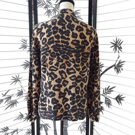 1980s/1990s Vintage 100% Silk Leopard Print Shawl… - image 5